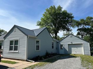 2118 Lincoln St, Beatrice, NE 68310