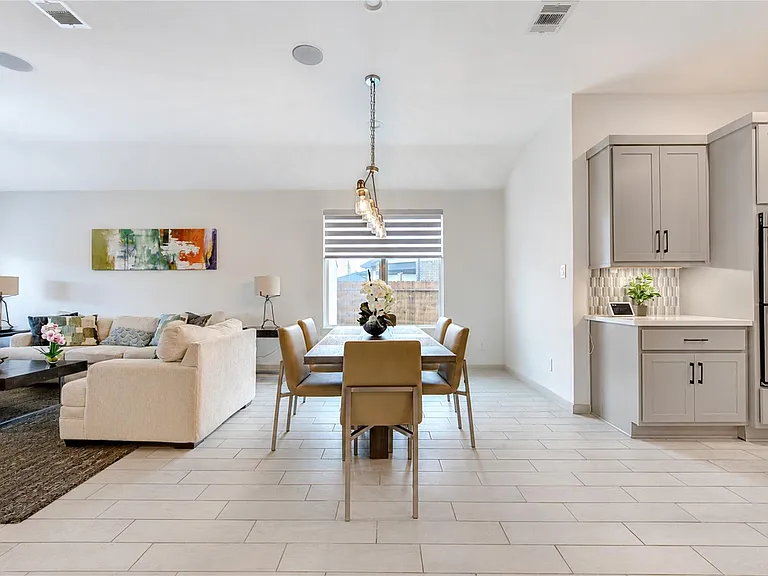 3306 Black Gore Creek Dr — Photo 16