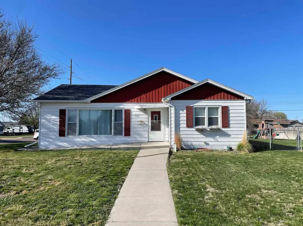 1801 E Burlington, North Platte, NE 69101