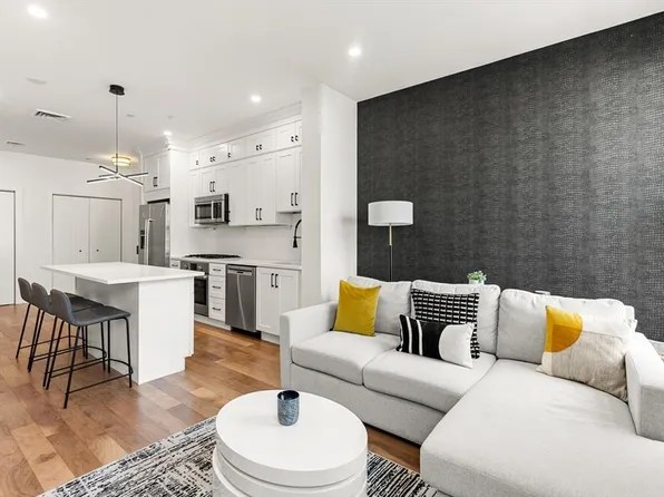 45 1st Ave #202, Charlestown, MA 02129