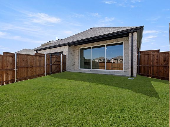 7th image of this home