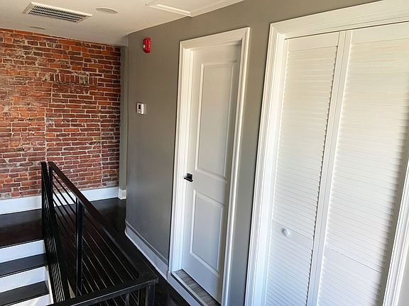 5th image of 190 W Lehigh Ave #3RDFL