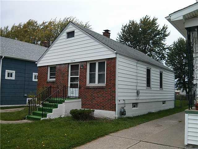 2nd image of 61 Nicholson St