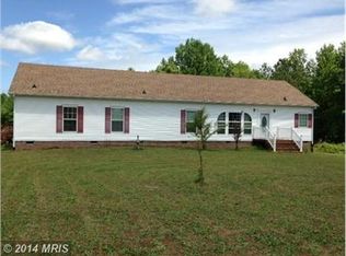 702 Laurel Springs Rd, Hustle, VA 22476