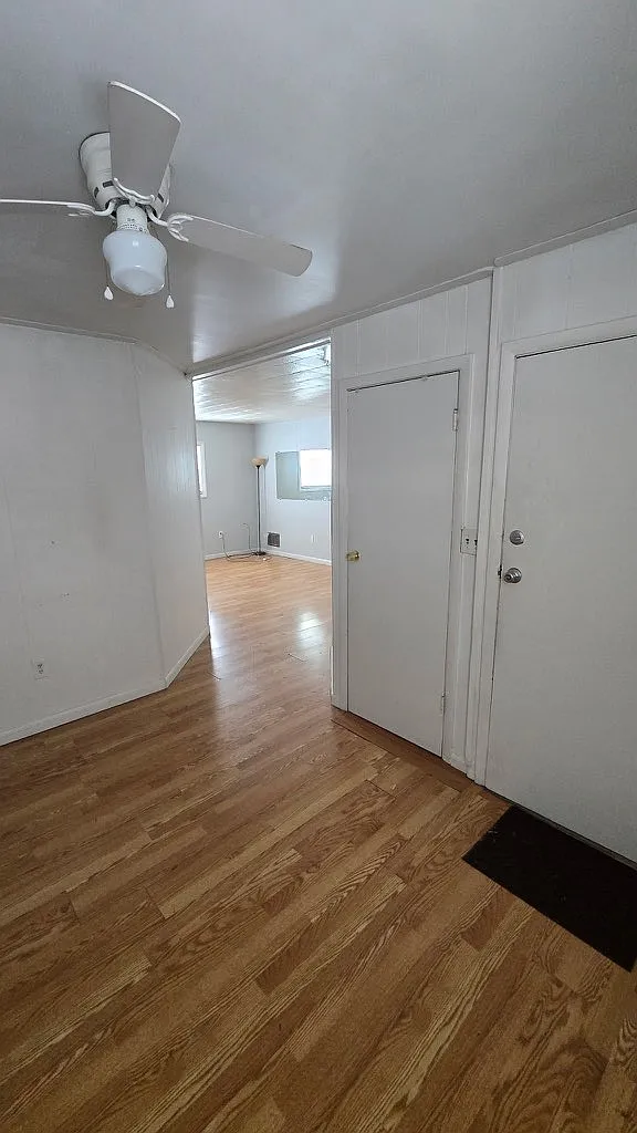 1 bed, 700 sqft, $1,300 — Photo 2