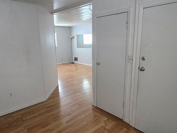 2nd image of 200 Avenue C #2
