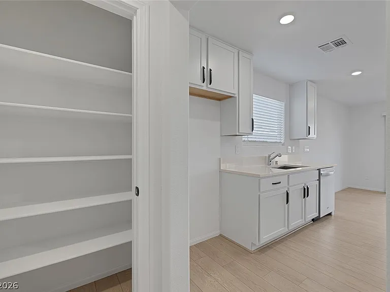 9514 Wayfarer Seek Ct — Photo 17