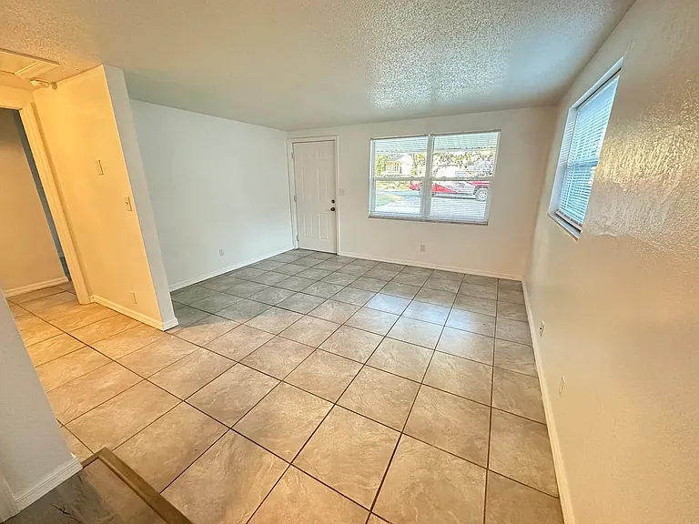 5901 Plaza View Dr #5901 — Photo 6