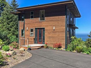 112 Greenhill Dr, Yachats, OR