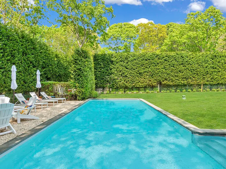 27 Hildreth Pl — Photo 2