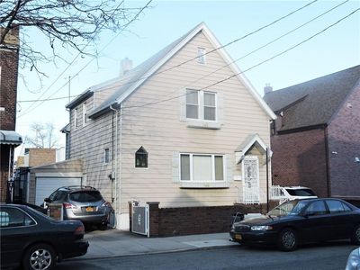 1075 74th St, Brooklyn, NY, 11228