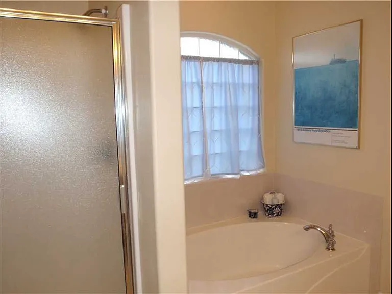 616 E Oak Point Ct — Photo 16