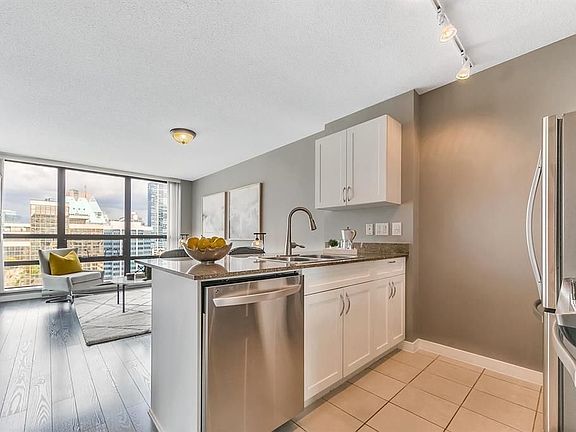 2nd image of 938 Smithe St #2210