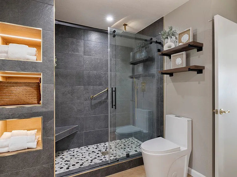 1141 Holly Oak Cir — Photo 9