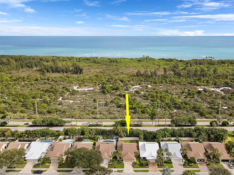 111 Seashore Dr — Photo 29
