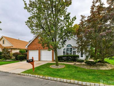 71 Leeds Ln, Monroe Township, NJ, 08831