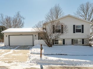 2336 58th St NW, Rochester, MN 55901