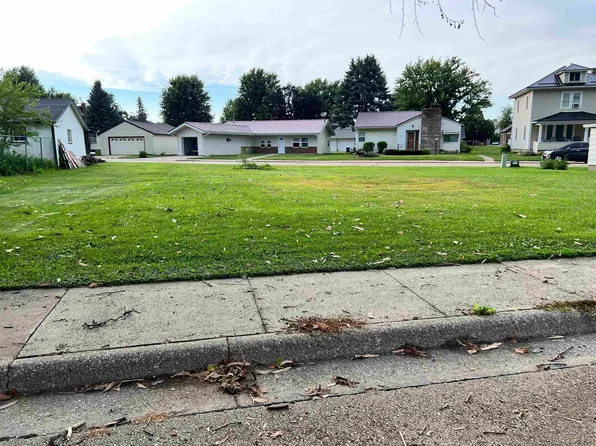 0 2nd Ave NW, Cascade, IA 52033