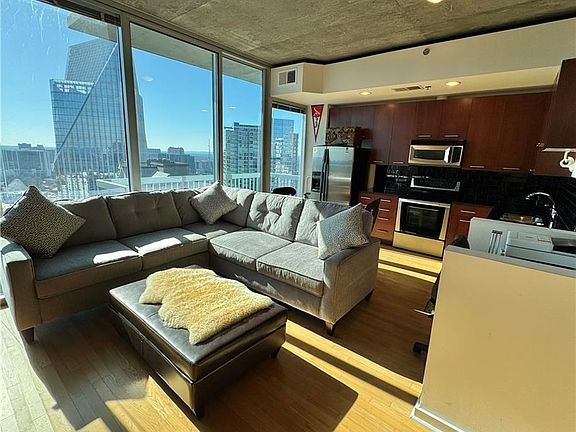 3rd image of 3324 Peachtree Rd NE Unit 2606