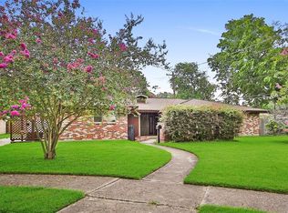 7802 Braes Meadow Dr, Houston, TX 77071