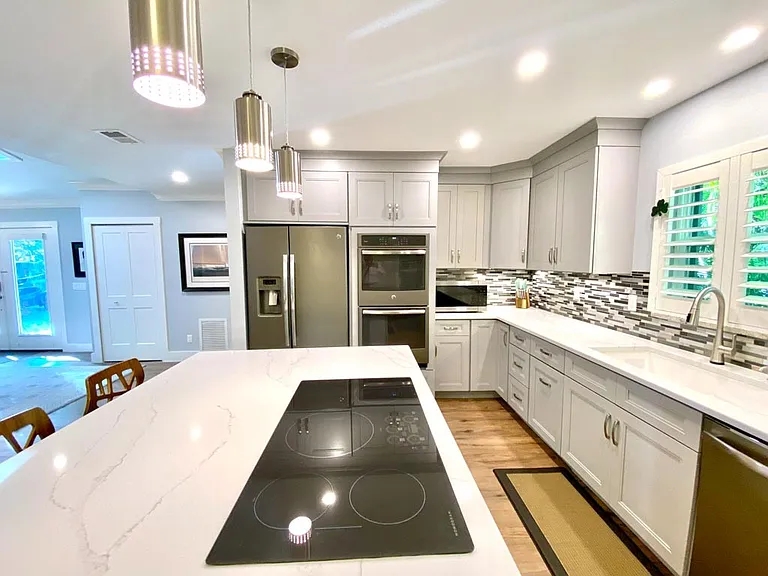 907 Tropic Dr — Photo 14