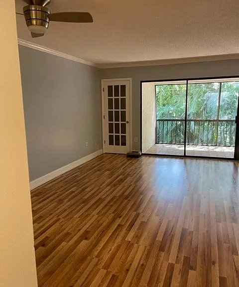 4570 Ringwood Mdw #2 — Photo 3
