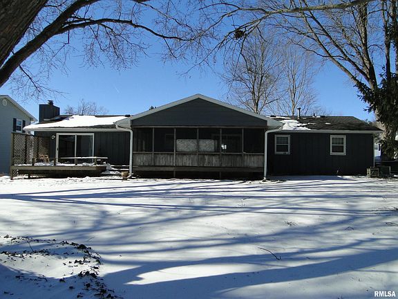 2nd image of 1899 Patterson Dr
