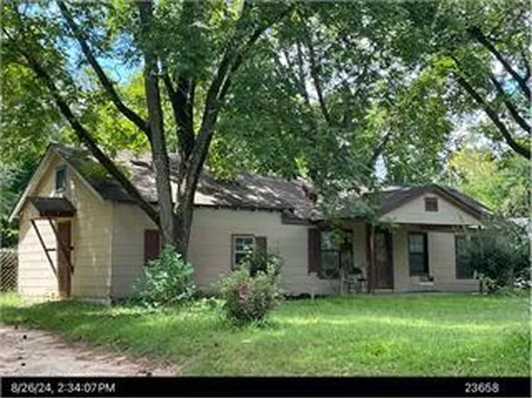 913 Rood Ave, Albany, GA 31705