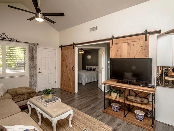 3rd image of 470 Acoma Blvd S Unit 121-B