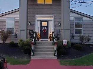 1037 Sloan St, Lititz, PA 17543