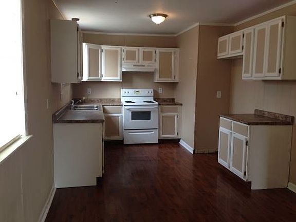 5th image of 1537 Cherry Tree Dr