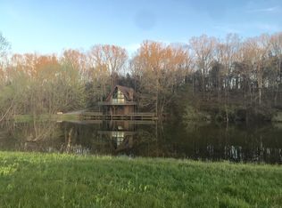 348 Arnold Rd, Shelbyville, TN 37160