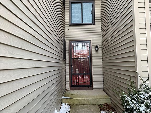 3rd image of 8424 Bubbling Springs Dr