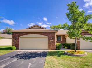 6950 E Springtree Ln SW, Grand Rapids, MI 49548