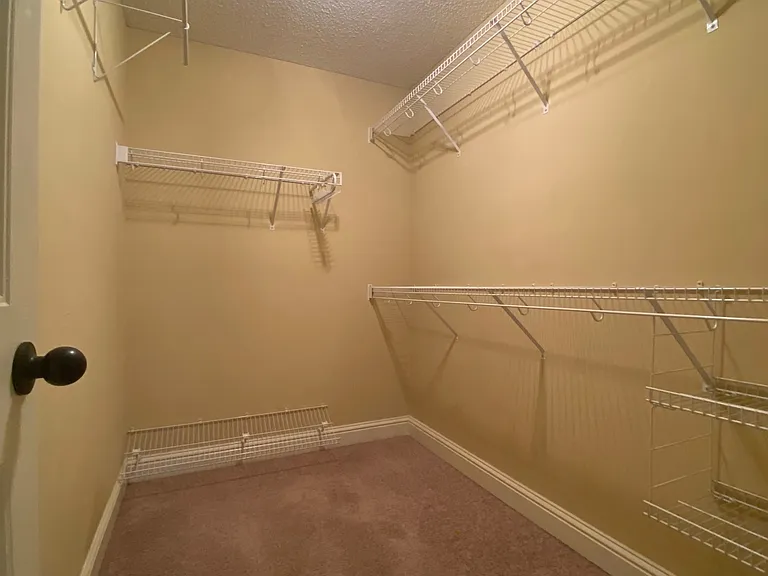 313 Madison Place Pkwy — Photo 11