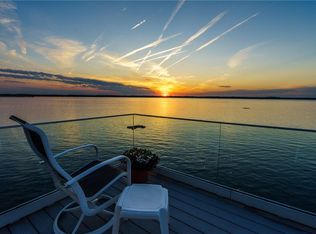 280 Niagara Point Dr, Erie, PA 16507