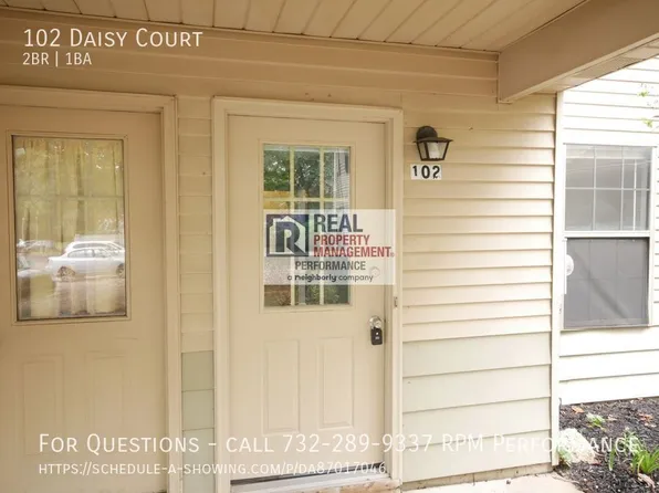 102 Daisy Ct, Jackson, NJ 08527