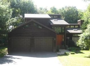 12 Chilson Rd, Wilbraham, MA 01095