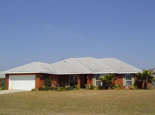 1719 Champagne Ave, Gulf Breeze, FL 32563
