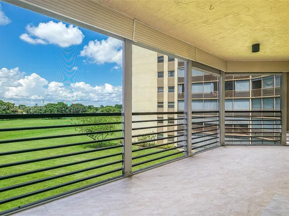 7200 Radice Ct APT 309, Lauderhill, FL 33319