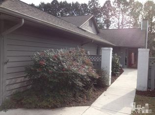 108 Red Bird Ln, Hampstead, NC 28443