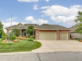 10208 E Shadybrook St, Wichita, KS 67206