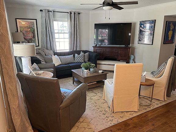 3rd image of 30651 Cambridge Cir #13