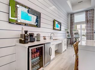 4925 Collins Rd #2450B102C, Jacksonville, FL 32244