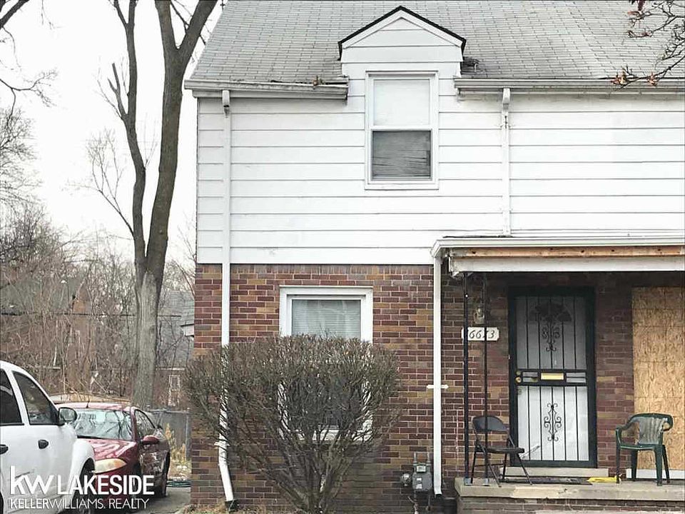 2nd image of 16673 Hubbell St