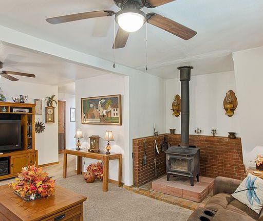4th image of 162 Barcelona St