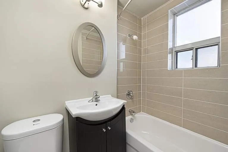 3 Broadway Ave — Photo 8