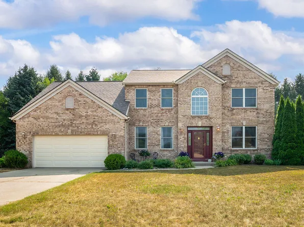 6175 Lara Ln, Stevensville, MI 49127