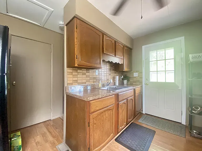 1117 Kay Pkwy — Photo 5