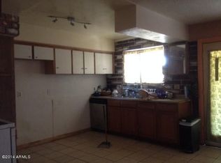 6067 W Earll Dr, Phoenix, AZ 85033